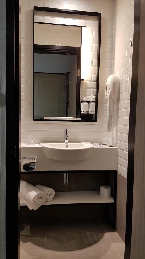 Aerotel London Heathrow Airport, Terminal 2 & Terminal 3 هيثرو المظهر الخارجي الصورة